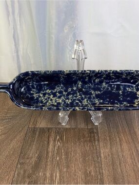 Bennington Potters Banneton Blue Agate Glaze Bread Fruit Dessert Server